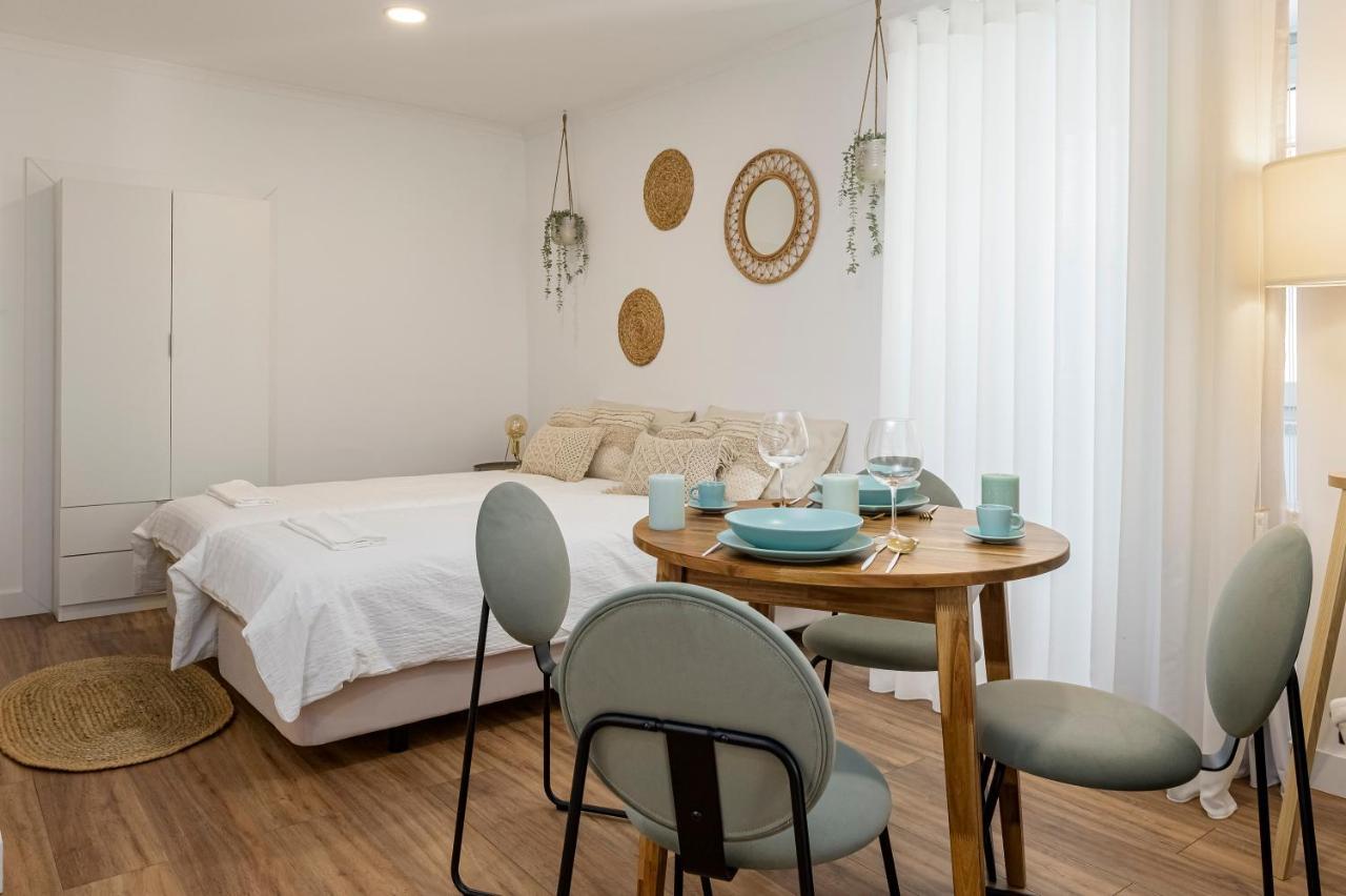 Chalet Marias - Parede Beach Apartments Екстериор снимка