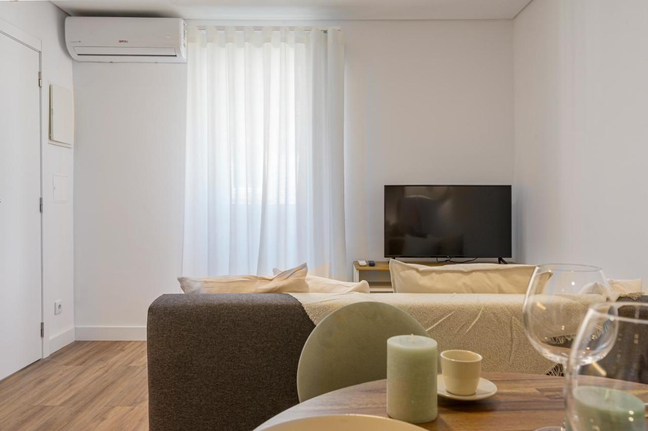 Chalet Marias - Parede Beach Apartments Екстериор снимка