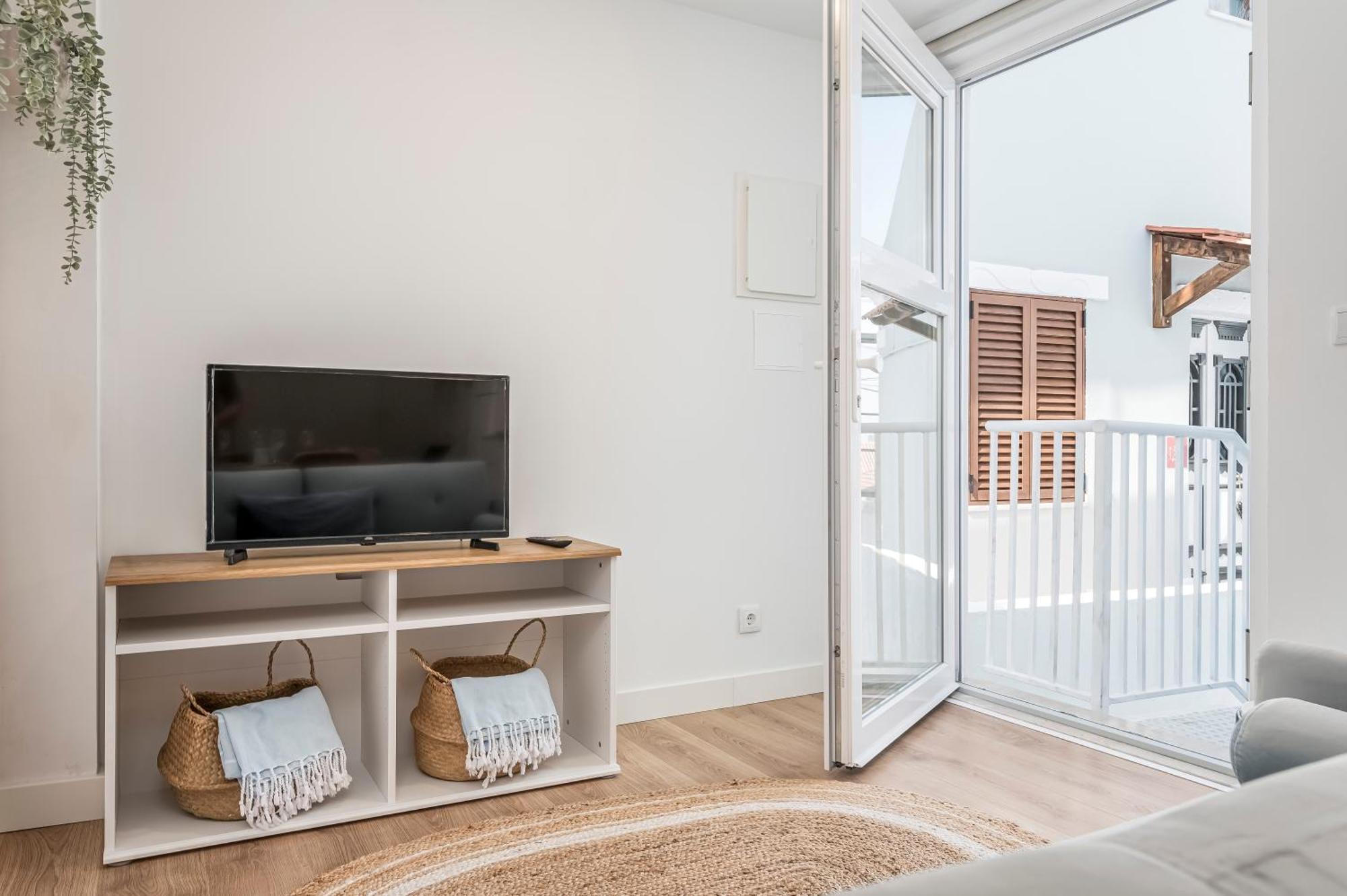 Chalet Marias - Parede Beach Apartments Екстериор снимка